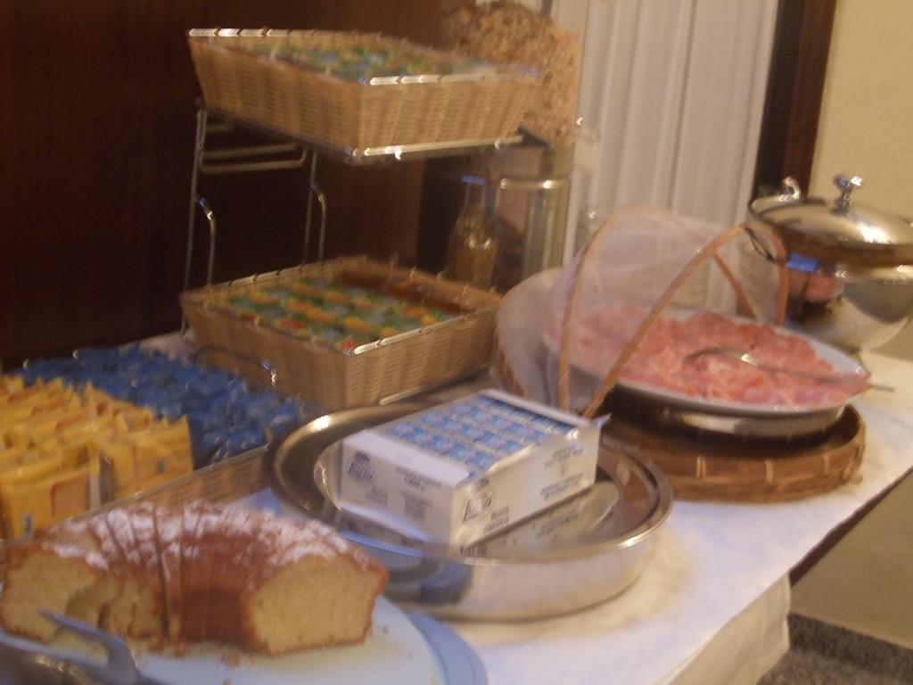 Hotel San Giacomo Assisi Eksteriør billede